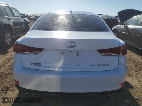 2018 Lexus IS 300 z VIN JTHC81D26J5033191, wystawiony jako Copart lot #53259005 z przebiegiem 62 295 mil mil oraz Szkoda całkowita • Salvage title. Historia ofert i sprzedaży dostępna na DreamBid. Obrazek 6.
