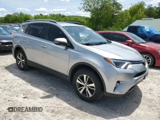 2018 Toyota RAV4 XLE z VIN JTMRFREV6JJ261322, wystawiony jako Copart lot #58483185 z przebiegiem 71 163 mil mil oraz Szkoda całkowita • Salvage title. Historia ofert i sprzedaży dostępna na DreamBid. Obrazek 4.