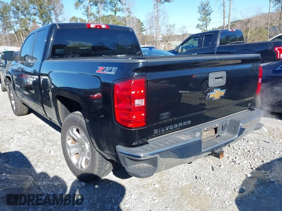 2015 Chevrolet Silverado 1500 LT with VIN 1GCVKREC5FZ386863, listed as a IAAI auction lot 41355767 with 86,363 mi miles. Bid and sale history available at carsss.com. Image 3.