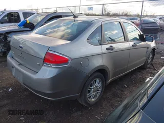 2008 Ford Focus SE with VIN 1FAHP35N98W165970, listed as a IAAI auction lot 42028598 with 242,004 mi miles and . Bid and sale history available at carsss.com. Image 4.