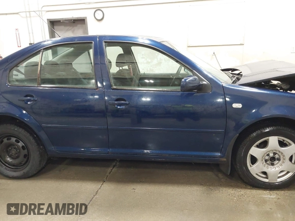 2002 Volkswagen Jetta GLS with VIN 3VWSP69M92M051796, listed as a IAAI auction lot 42034446 with 447,940 mi miles and . Bid and sale history available at DreamBid. Image 13.