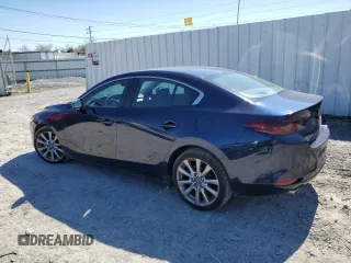 2020 Mazda 3 Select z VIN 3MZBPBCM1LM130835, wystawiony jako Copart lot #61848515 z przebiegiem 31 637 mil mil oraz Nie do naprawy • Non repairable. Historia ofert i sprzedaży dostępna na DreamBid. Obrazek 2.