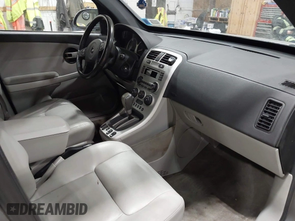 2006 Chevrolet Equinox LT with VIN 2CNDL63F166081372, listed as a IAAI auction lot 41647193 with 82,078 mi miles. Bid and sale history available at carsss.com. Image 5.