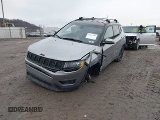 2018 Jeep Compass Latitude with VIN 3C4NJDBB2JT298810, listed as a IAAI auction lot 41497189 with 111,013 mi miles. Bid and sale history available at carsss.com. Image 17.