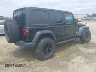 2020 Jeep Wrangler Unlimited Willys with VIN 1C4HJXDN5LW327476, listed as a IAAI auction lot 42128406 with 43,885 mi miles and . Bid and sale history available at DreamBid. Image 4.