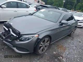 2017 Mercedes-Benz C 300 z VIN WDDWJ4JB4HF379226, wystawiony jako IAAI lot #42366082 z przebiegiem 96 015 mil mil oraz . Historia ofert i sprzedaży dostępna na DreamBid. Obrazek 2.