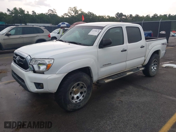 2015 Toyota Tacoma with VIN 5TFLU4EN9FX117007, listed as a IAAI auction lot 42358678 with 158,105 mi miles and . Bid and sale history available at DreamBid. Image 17.