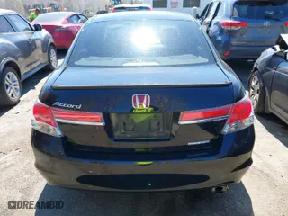 2012 Honda Accord Sdn SE with VIN 1HGCP2F68CA006922, listed as a IAAI auction lot 41891449 with 103,388 mi miles. Bid and sale history available at carsss.com. Image 16.