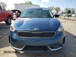 2018 Kia Niro LX with VIN KNDCB3LC6J5206975, listed as a Copart auction lot 49488895 with 121,824 mi miles and Clean Title. Bid and sale history available at carsss.com. Image 5.