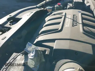 2010 Honda Odyssey EX z VIN 5FNRL3H49AB015428, wystawiony jako IAAI lot #43494943 z przebiegiem 164 036 mil mil oraz . Historia ofert i sprzedaży dostępna na DreamBid. Obrazek 19.