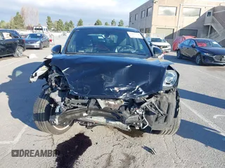 2018 Porsche Cayenne z VIN WP1AA2A24JKA02500, wystawiony jako IAAI lot #41885724 z przebiegiem 70 183 mil mil oraz . Historia ofert i sprzedaży dostępna na DreamBid. Obrazek 6.