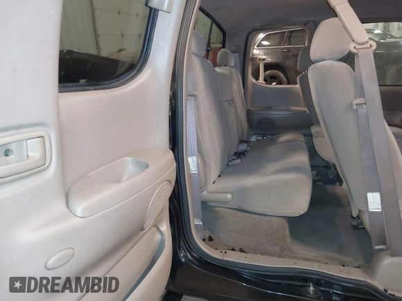 2001 Toyota Tundra SR5 with VIN 5TBRT34131S169696, listed as a IAAI auction lot 41481456 with 215,679 mi miles and . Bid and sale history available at DreamBid. Image 8.
