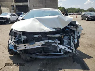 2020 Toyota Corolla Hatchback SE with VIN JTND4RBE8L3093965, listed as a Copart auction lot 66914464 with 33,584 mi miles and Salvage Title. Bid and sale history available at carsss.com. Image 5.
