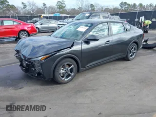 2025 Kia K4 LXS with VIN 3KPFT4DE1SE030357, listed as a IAAI auction lot 41463842 with 1,085 mi miles. Bid and sale history available at carsss.com. Image 18.