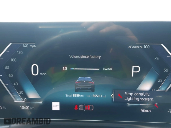 2024 BMW i4 eDrive35 z VIN WBY43AW01RFS94328, wystawiony jako IAAI lot #41734039 z przebiegiem 8 959 mil mil oraz . Historia ofert i sprzedaży dostępna na DreamBid. Obrazek 7.
