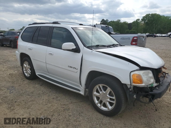 2008 GMC Envoy Denali with VIN 1GKES63M382258664, listed as a Copart auction lot 52883795 with 165,095 mi miles and Clean Title. Bid and sale history available at carsss.com. Image 4.