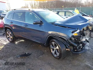 2020 Jeep Cherokee Limited z VIN 1C4PJMDX5LD650885, wystawiony jako IAAI lot #41810762 z przebiegiem 97 446 mil mil oraz . Historia ofert i sprzedaży dostępna na DreamBid. Obrazek 1.