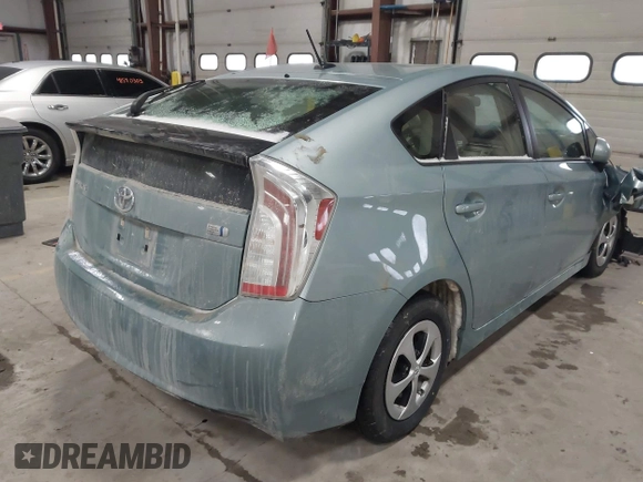 2015 Toyota Prius Four with VIN JTDKN3DU5F1877725, listed as a IAAI auction lot 41557495 with 32,729 mi miles and . Bid and sale history available at DreamBid. Image 4.