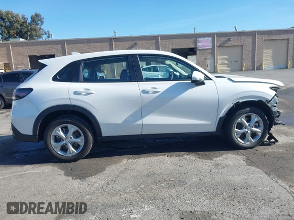 2024 Honda HR-V LX with VIN 3CZRZ1H34RM754640, listed as a IAAI auction lot 41525058 with 14,611 mi miles. Bid and sale history available at carsss.com. Image 14.