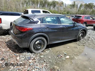 2018 Infiniti QX30 Premium with VIN SJKCH5CR7JA044597, listed as a Copart auction lot 47276404 with 102,007 mi miles. Bid and sale history available at carsss.com. Image 3.