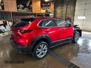 2024 Mazda CX-30 S Preferred z VIN 3MVDMBCM7RM695957, wystawiony jako Copart lot #61629925 z przebiegiem 21 752 mil mil oraz Szkoda całkowita • Salvage title. Historia ofert i sprzedaży dostępna na DreamBid. Obrazek 3.