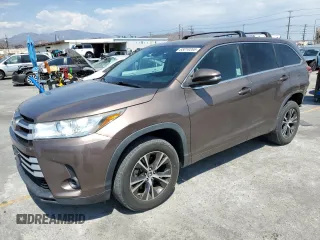 2017 Toyota Highlander LE with VIN 5TDZZRFH5HS228714, listed as a Copart auction lot 65010265 with 115,953 mi miles and Salvage title. Bid and sale history available at DreamBid. Image 1.