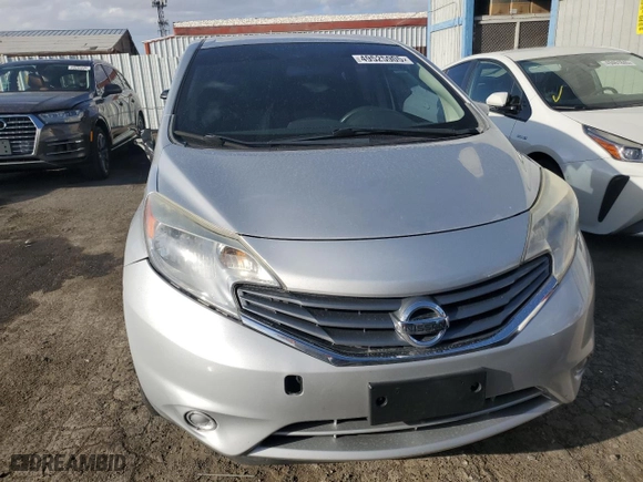 2015 Nissan Versa Note SV with VIN 3N1CE2CP9FL447492, listed as a Copart auction lot 49525905 with 104,195 mi miles and Clean Title. Bid and sale history available at carsss.com. Image 5.