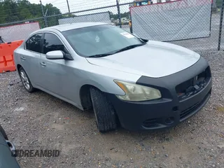 2014 Nissan Maxima S with VIN 1N4AA5AP5EC454945, listed as a IAAI auction lot 42620404 with 179,552 mi miles and . Bid and sale history available at DreamBid. Image 1.
