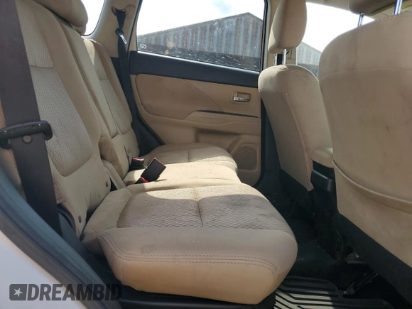 2018 Mitsubishi Outlander SE with VIN JA4AD3A32JZ008868, listed as a Copart auction lot 59856925 with 133,909 mi miles and Salvage title. Bid and sale history available at DreamBid. Image 11.