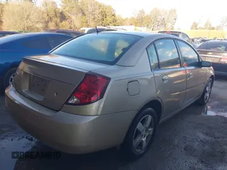 2007 Saturn ION z VIN 1G8AL58FX7Z178533, wystawiony jako IAAI lot #41651569 z przebiegiem 198 749 mil mil oraz . Historia ofert i sprzedaży dostępna na DreamBid. Obrazek 4.