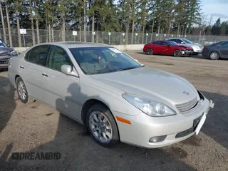 2003 Lexus ES 300 with VIN JTHBF30G130121418, listed as a IAAI auction lot 41667129 with 1 mi miles. Bid and sale history available at carsss.com. Image 1.