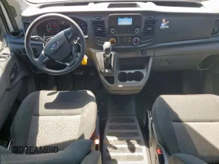 2023 Ford Transit Cargo z VIN 1FTBR3X84PKB10219, wystawiony jako Copart lot #60219385 z przebiegiem 83 059 mil mil oraz Szkoda całkowita • Salvage title. Historia ofert i sprzedaży dostępna na DreamBid. Obrazek 8.