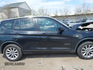 2014 BMW X3 xDrive28i z VIN 5UXWX9C52E0D38686, wystawiony jako IAAI lot #42112726 z przebiegiem 92 852 mil mil oraz . Historia ofert i sprzedaży dostępna na DreamBid. Obrazek 13.