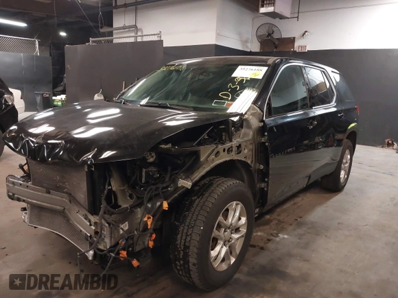 2019 Chevrolet Traverse LS with VIN 1GNEVFKW9KJ155050, listed as a IAAI auction lot 39276188 with 87,926 mi miles. Bid and sale history available at carsss.com. Image 2.
