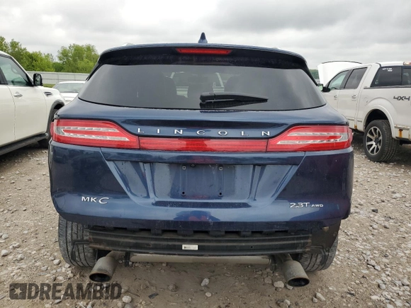 2017 Lincoln MKC Select z VIN 5LMTJ2DH6HUL62028, wystawiony jako Copart lot #58690835 z przebiegiem 104 370 mil mil oraz Czysty tytuł • Clean title. Historia ofert i sprzedaży dostępna na DreamBid. Obrazek 6.