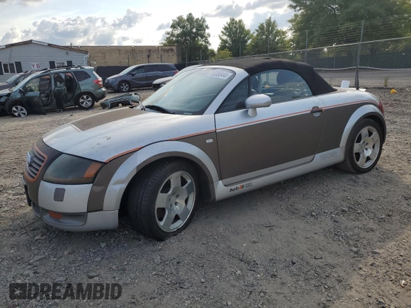 2002 Audi TT with VIN TRUUT28N921010372, listed as a Copart auction lot 71538044 with 201,791 mi miles and Salvage Title. Bid and sale history available at carsss.com. Image 1.
