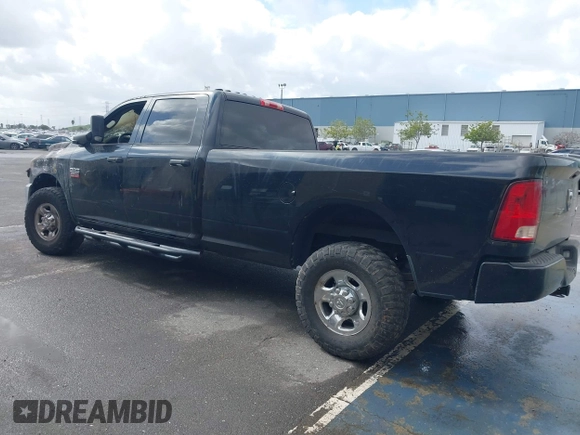 2012 Ram 2500 ST z VIN 3C6UD5HL0CG181853, wystawiony jako IAAI lot #41603748 z przebiegiem Nie podano mil oraz . Historia ofert i sprzedaży dostępna na DreamBid. Obrazek 3.