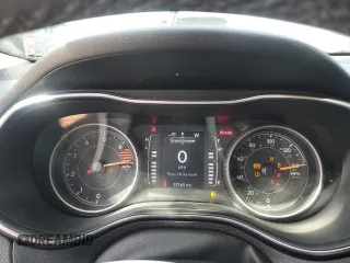 2019 Jeep Cherokee Latitude Plus с VIN 1C4PJLLB9KD429210, выставлен на аукционе Copart как лот 55243425 с пробегом 57 165 миль миль и Чистый • Clean title. История ставок и продаж доступна на DreamBid. Изображение 9.
