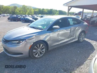 2016 Chrysler 200 S z VIN 1C3CCCBB0GN144833, wystawiony jako IAAI lot #42192284 z przebiegiem 138 074 mil mil oraz . Historia ofert i sprzedaży dostępna na DreamBid. Obrazek 2.