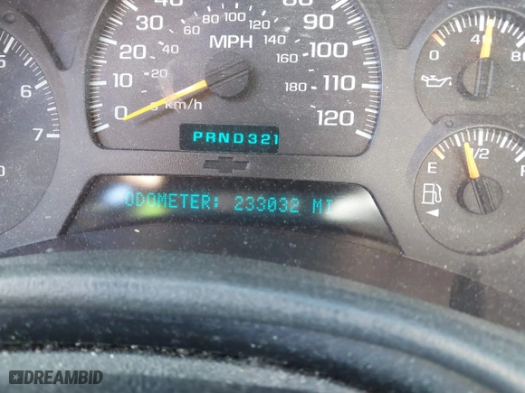 2004 Chevrolet TrailBlazer LS with VIN 1GNDT13S442119957, listed as a IAAI auction lot 41760671 with 233,032 mi miles. Bid and sale history available at carsss.com. Image 7.