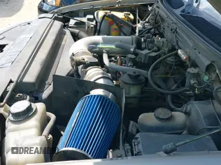 2002 Ford F-150 XLT z VIN 1FTRW07692KB82689, wystawiony jako IAAI lot #42833010 z przebiegiem 245 553 mil mil oraz . Historia ofert i sprzedaży dostępna na DreamBid. Obrazek 12.