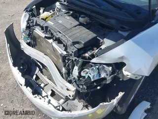 2011 Nissan Murano LE with VIN JN8AZ1MU1BW050195, listed as a IAAI auction lot 41824150 with 175,811 mi miles. Bid and sale history available at carsss.com. Image 6.