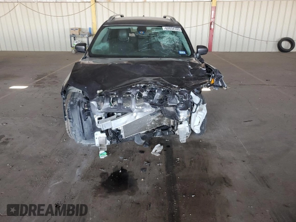 2020 Jeep Cherokee Limited with VIN 1C4PJLDBXLD587216, listed as a Copart auction lot 62034105 with 118,926 mi miles and Salvage title. Bid and sale history available at DreamBid. Image 5.