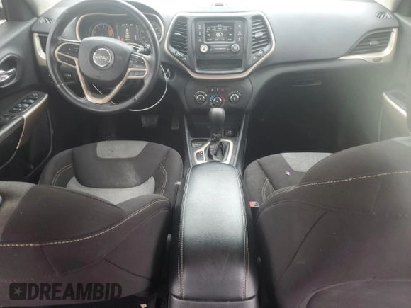 2017 Jeep Cherokee Sport с VIN 1C4PJLAB8HW667758, выставлен на аукционе Copart как лот 56575845 с пробегом 113 408 миль миль и Списание • Salvage title. История ставок и продаж доступна на DreamBid. Изображение 8.