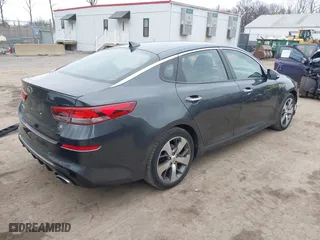 2019 Kia Optima LX with VIN 5XXGT4L33KG379368, listed as a IAAI auction lot 41487477 with 71,868 mi miles. Bid and sale history available at carsss.com. Image 4.