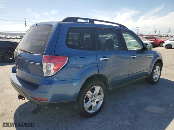2009 Subaru Forester (Natl) X w/Premium Pkg with VIN JF2SH63619H735977, listed as a Copart auction lot 53094925 with 256,711 mi miles and Clean Title. Bid and sale history available at carsss.com. Image 3.