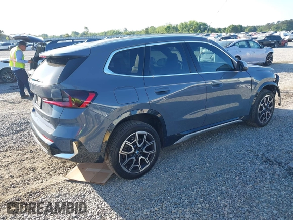 2024 BMW X1 xDrive28i with VIN WBX73EF02R5Y30881, listed as a IAAI auction lot 42048518 with 31,685 mi miles and . Bid and sale history available at DreamBid. Image 4.