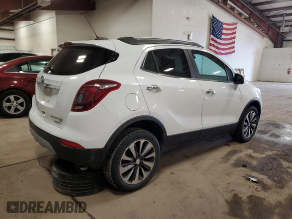 2020 Buick Encore Essence z VIN KL4CJGSB3LB061671, wystawiony jako Copart lot #43798525 z przebiegiem 101 220 mil mil oraz Tytuł czysty. Historia ofert i sprzedaży dostępna na DreamBid. Obrazek 3.