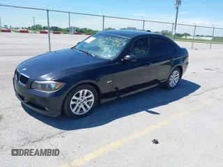 2006 BMW 3 Series 325i с VIN WBAVB13516KX42866, выставлен на аукционе IAAI как лот 42335482 с пробегом 194 694 миль миль и . История ставок и продаж доступна на DreamBid. Изображение 2.