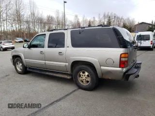 2001 Chevrolet Suburban LT with VIN 3GNFK16T11G209375, listed as a Copart auction lot 77907714 with 157,424 mi miles and Clean Title. Bid and sale history available at carsss.com. Image 2.